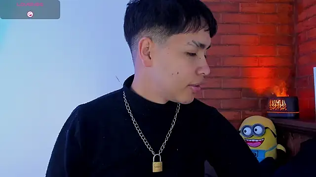 Lee Colee online show from April 21, 11:40 pm