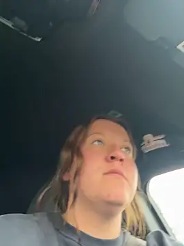 aurorashh online show from April 3, 7:23 pm