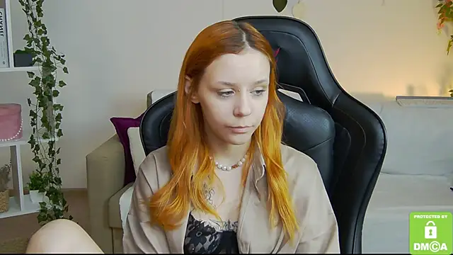 Rachel lips online show from June 20, 8:06 am