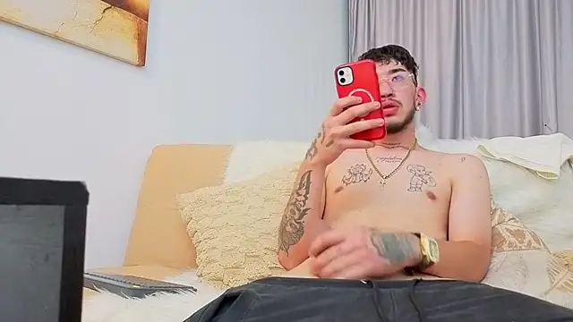 Snapshot of Connor_Allister chatting on March 13, 11:55 pm Connor Allister online show from March 13, 11:55 pm