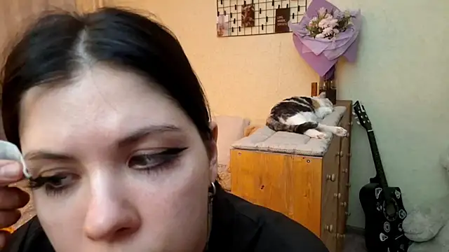 MiaTemptress online show from April 21, 2:23 pm