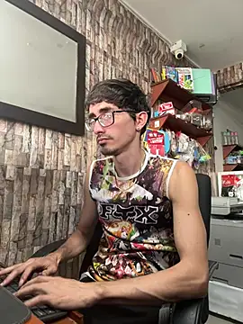 Snapshot of jhosuamoore chatting on July 21, 8:33 pm jhosuamoore online show from July 21, 8:33 pm