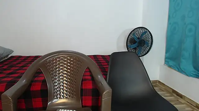 MichellDeLaTorre69 online show from June 4, 9:21 pm