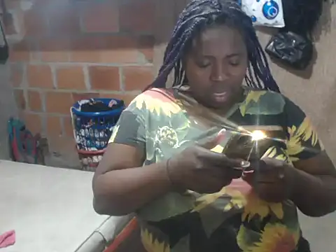 Snapshot of aixxahorny chatting on April 7, 1:39 am aixxahorny online show from April 7, 1:39 am