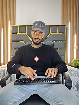 Oliver bigblack cock online show from March 31, 6:08 pm