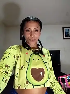 KattyBerryX online show from June 7, 6:55 pm