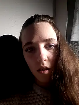 AnnieArtLive online show from March 13, 6:14 pm