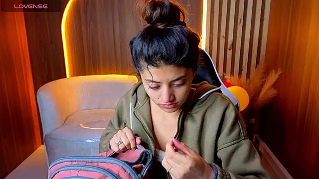 Snapshot of Lia_queen_tx chatting on July 16, 3:12 am Lia queen tx online show from July 16, 3:12 am