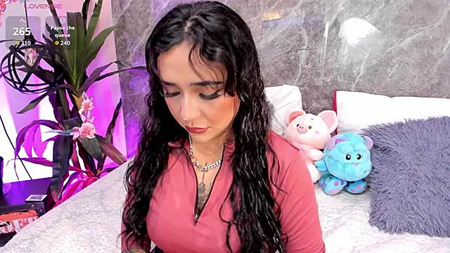 Megan Stein online show from June 13, 9:13 pm