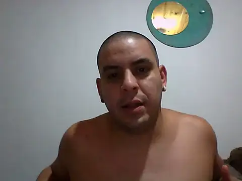 Matiasadventurexxx online show from March 11, 10:49 pm