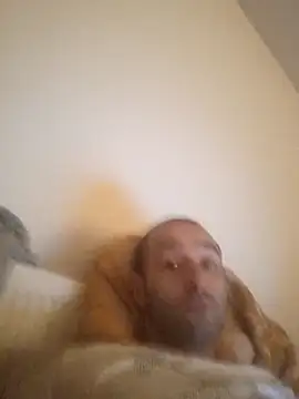 Snapshot of MessyBunco chatting on March 13, 11:11 pm MessyBunco online show from March 13, 11:11 pm