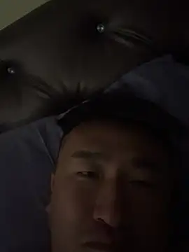 Snapshot of Cunzhangshibage02 chatting on March 21, 1:16 pm Cunzhangshibage02 online show from March 21, 1:16 pm