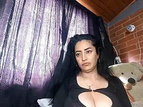 Alexandrina online show from January 19, 7:15 pm