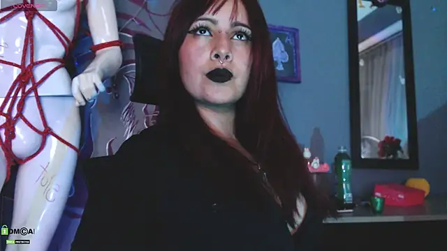 Regina Iris online show from July 11, 1:30 am