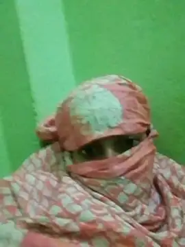 Snapshot of nidhiyadav00 chatting on April 10, 7:18 pm nidhiyadav00 online show from April 10, 7:18 pm