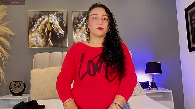 VaniaRouse online show from March 18, 2:31 pm