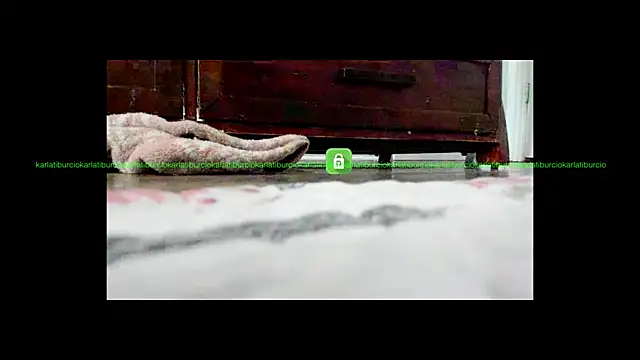 Snapshot of karlatiburcio chatting on March 20, 3:50 pm karlatiburcio online show from March 20, 3:50 pm