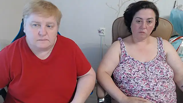Lindy-Jeanie online show from July 27, 4:47 pm