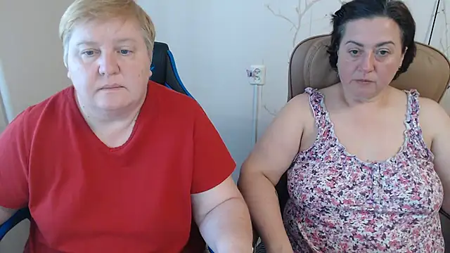 Lindy-Jeanie online show from July 29, 5:00 pm