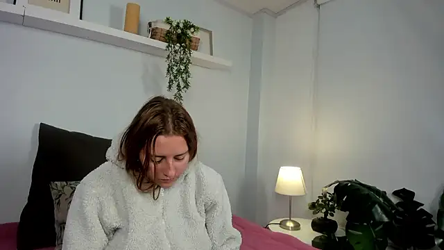 cuttie blondie online show from March 19, 11:03 am