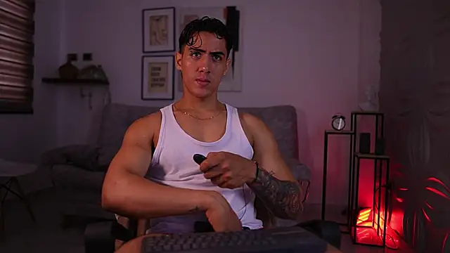 Tayler Cross  online show from April 7, 1:11 pm