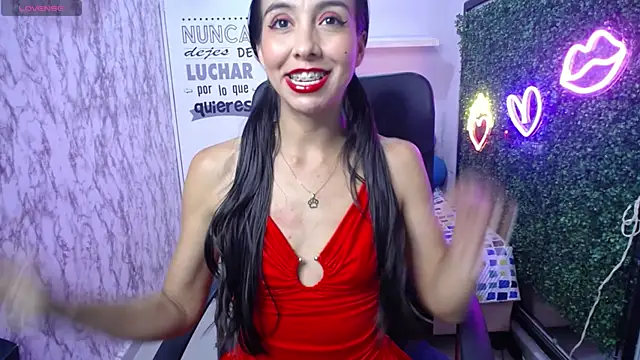 Snapshot of sandra_petite19 chatting on July 15, 6:24 pm sandra petite19 online show from July 15, 6:24 pm
