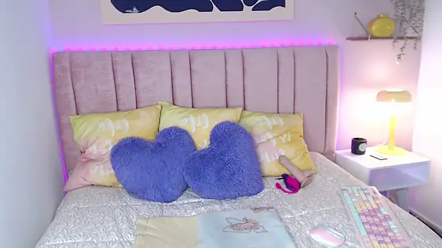 Zafiro Brm online show from April 11, 3:44 am