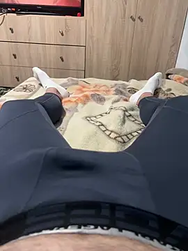 tommyxxx2026 online show from May 14, 11:55 pm