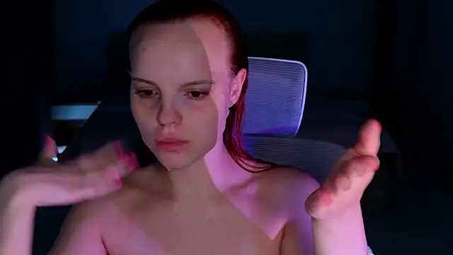 mollybossy online show from March 30, 6:58 am