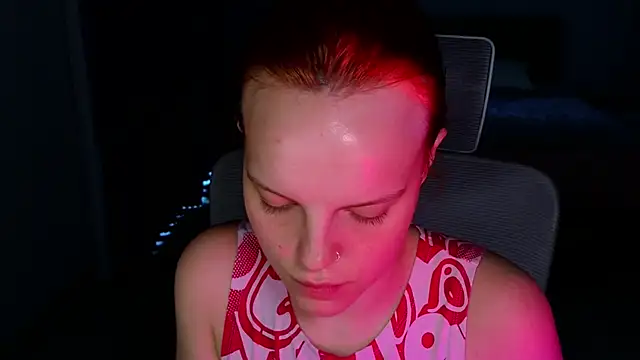 mollybossy online show from April 3, 12:08 am