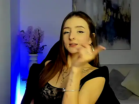 Snapshot of Lilyt_Cooper chatting on April 16, 4:13 am Lilyt Cooper online show from April 16, 4:13 am