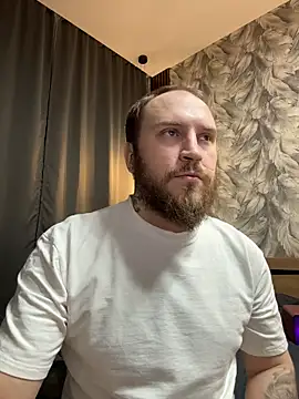 HermanLover online show from March 14, 4:12 pm