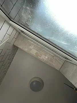 Snapshot of bigmillz32 chatting on March 22, 11:02 am bigmillz32 online show from March 22, 11:02 am