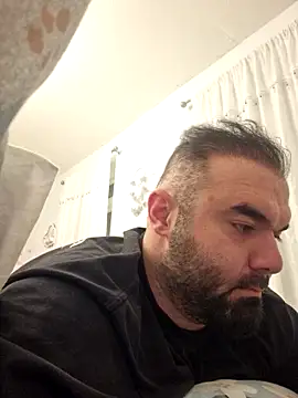 Snapshot of bigmillz32 chatting on March 30, 9:38 pm bigmillz32 online show from March 30, 9:38 pm