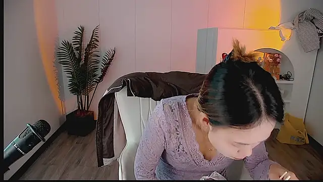 zhoulan-bb online show from April 28, 2:21 am