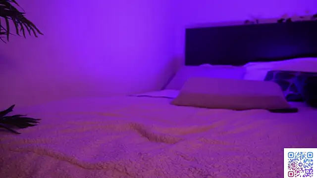 SweeetMila online show from April 14, 6:03 pm