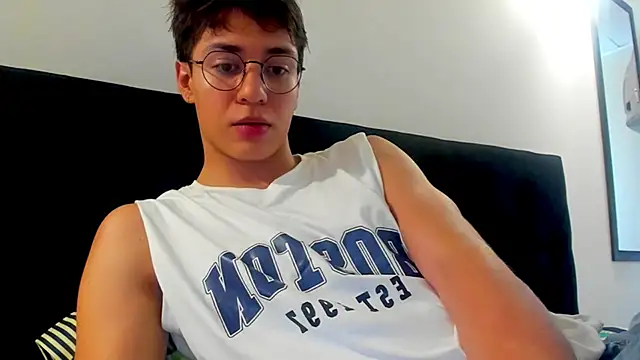 Darkblue fantasy online show from May 27, 2:47 pm