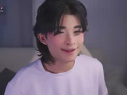 angel yuhogg online show from March 13, 5:08 pm