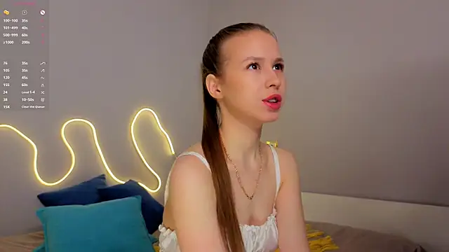 Emma dream  online show from April 21, 2:51 am