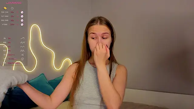 Emma dream  online show from July 17, 1:34 am