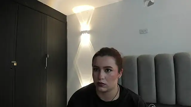 Snapshot of JeanneWilliams chatting on June 10, 12:04 pm JeanneWilliams online show from June 10, 12:04 pm