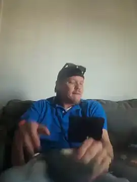 yourMasterisBored online show from March 20, 6:46 pm