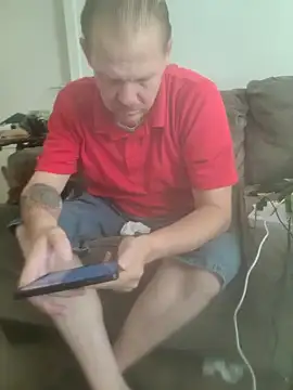 yourMasterisBored online show from April 11, 1:59 pm