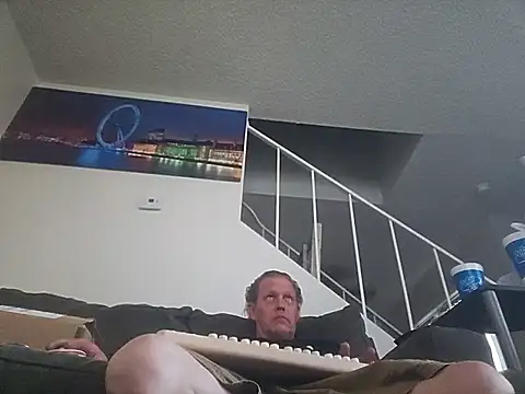 yourMasterisBored online show from July 25, 2:09 am