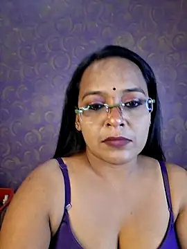 hornyrosy321 online show from June 11, 12:32 am