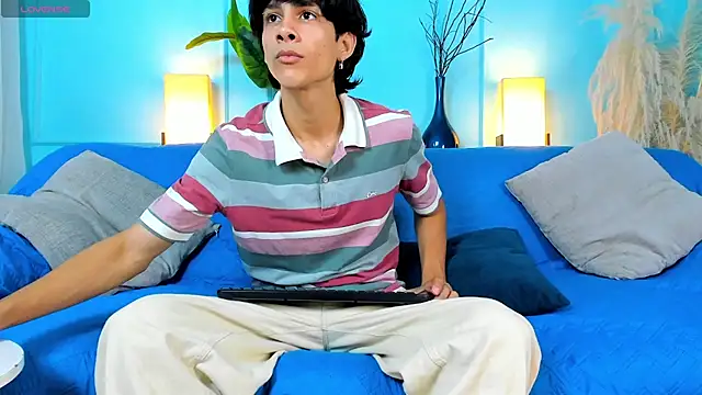 Cheys Mast online show from March 21, 3:15 pm