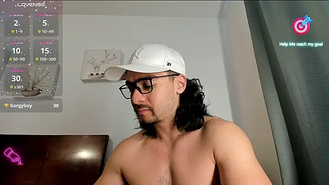 Snapshot of Eyvanhot chatting on July 4, 5:19 pm Eyvanhot online show from July 4, 5:19 pm