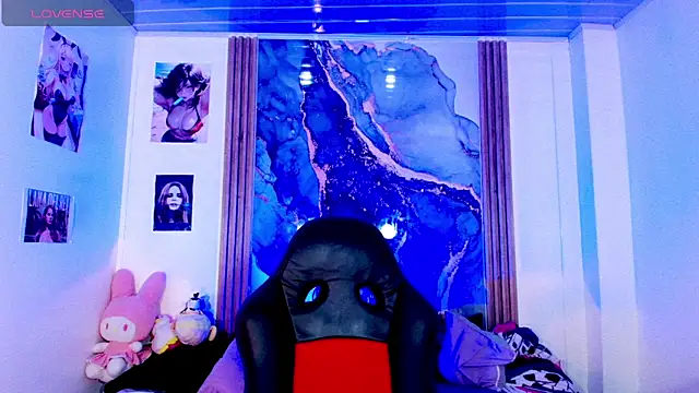 Snapshot of blonde_queen- chatting on May 30, 7:44 pm blonde queen- online show from May 30, 7:44 pm