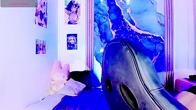 blonde queen- online show from July 10, 3:33 am