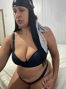 lactante2026 online show from April 14, 1:00 am